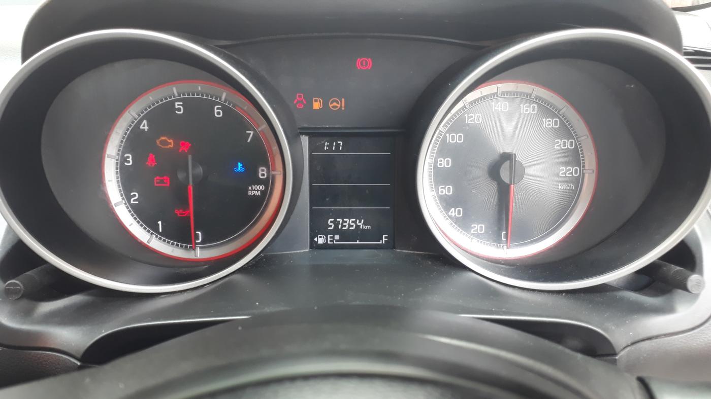 2019 Maruti Swift VXI, Petrol, Manual, 57,354 km, Odometer Image