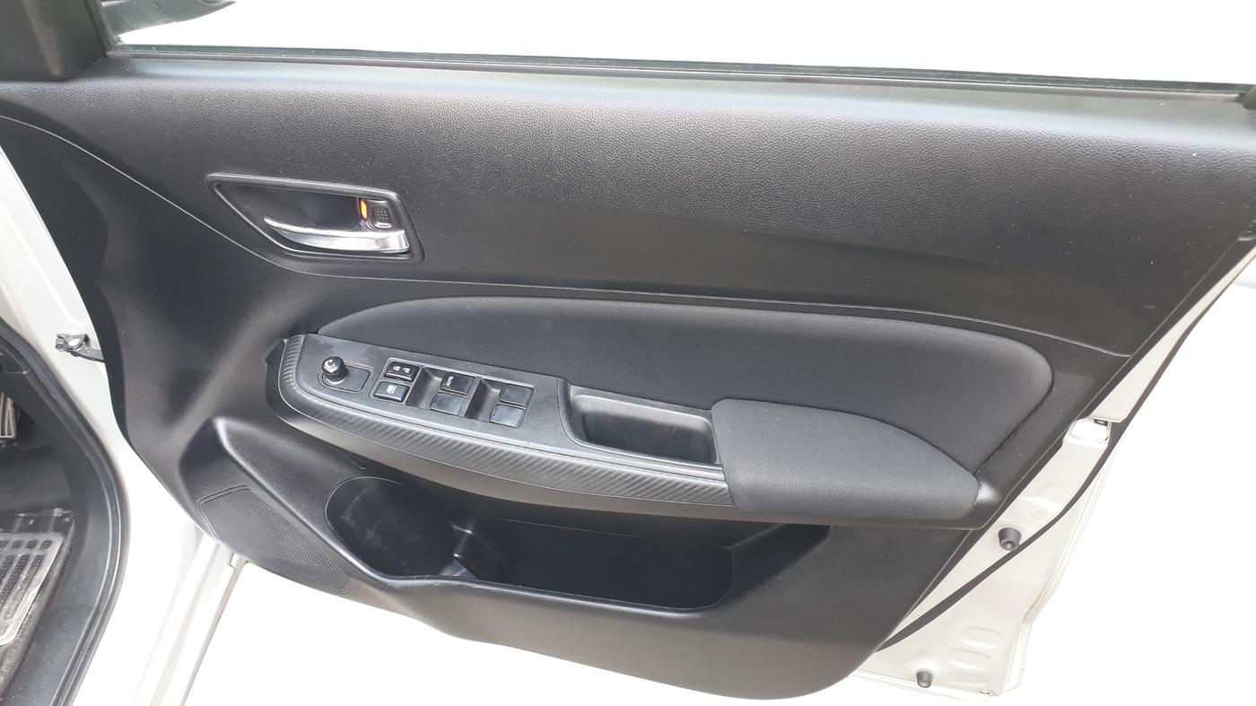 2019 Maruti Swift VXI, Petrol, Manual, 57,354 km, Driver Side Door Panel Controls