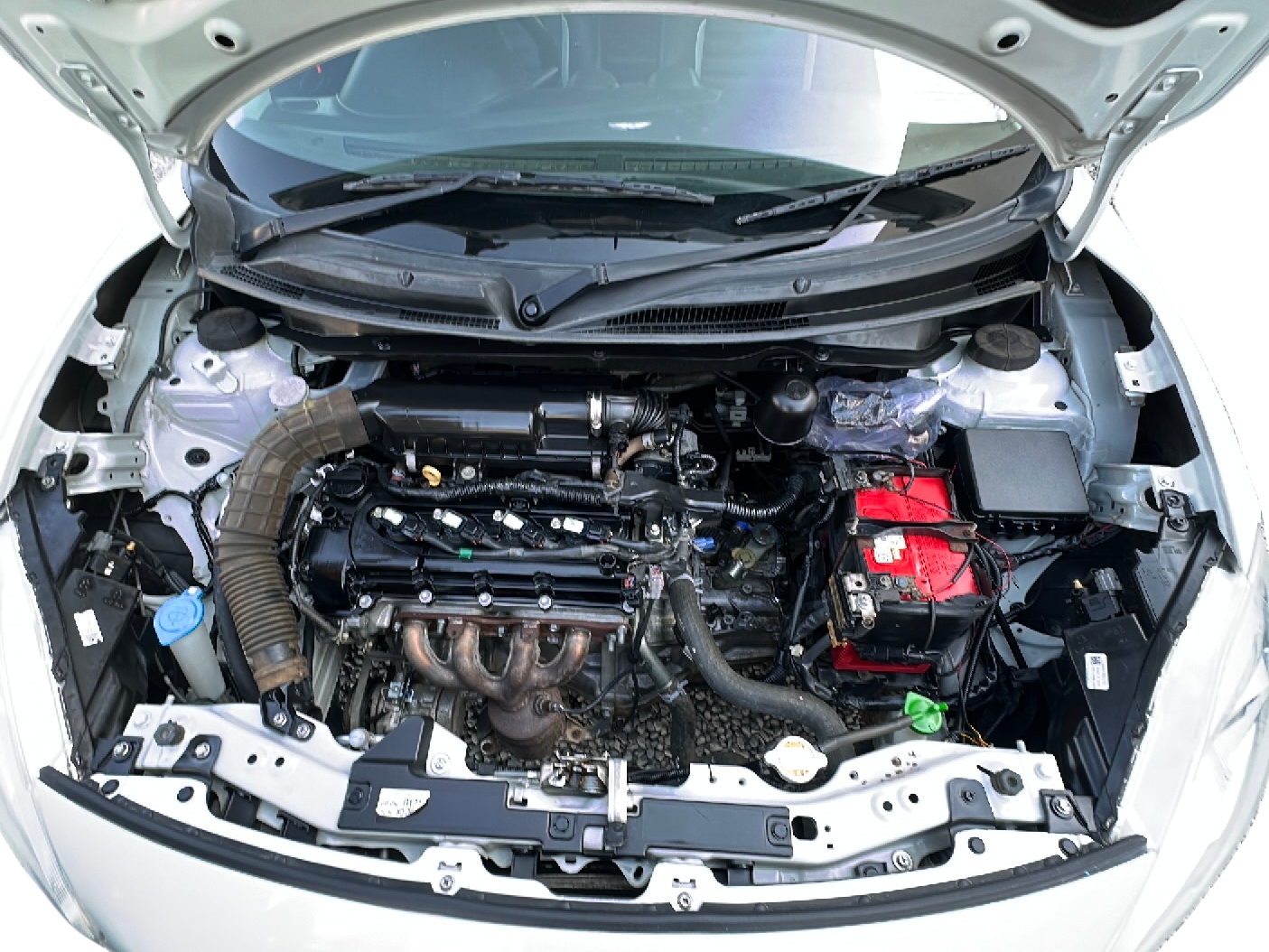 2018 Maruti Swift LXI, Petrol, Manual, 42,000 km, Open Bonnet