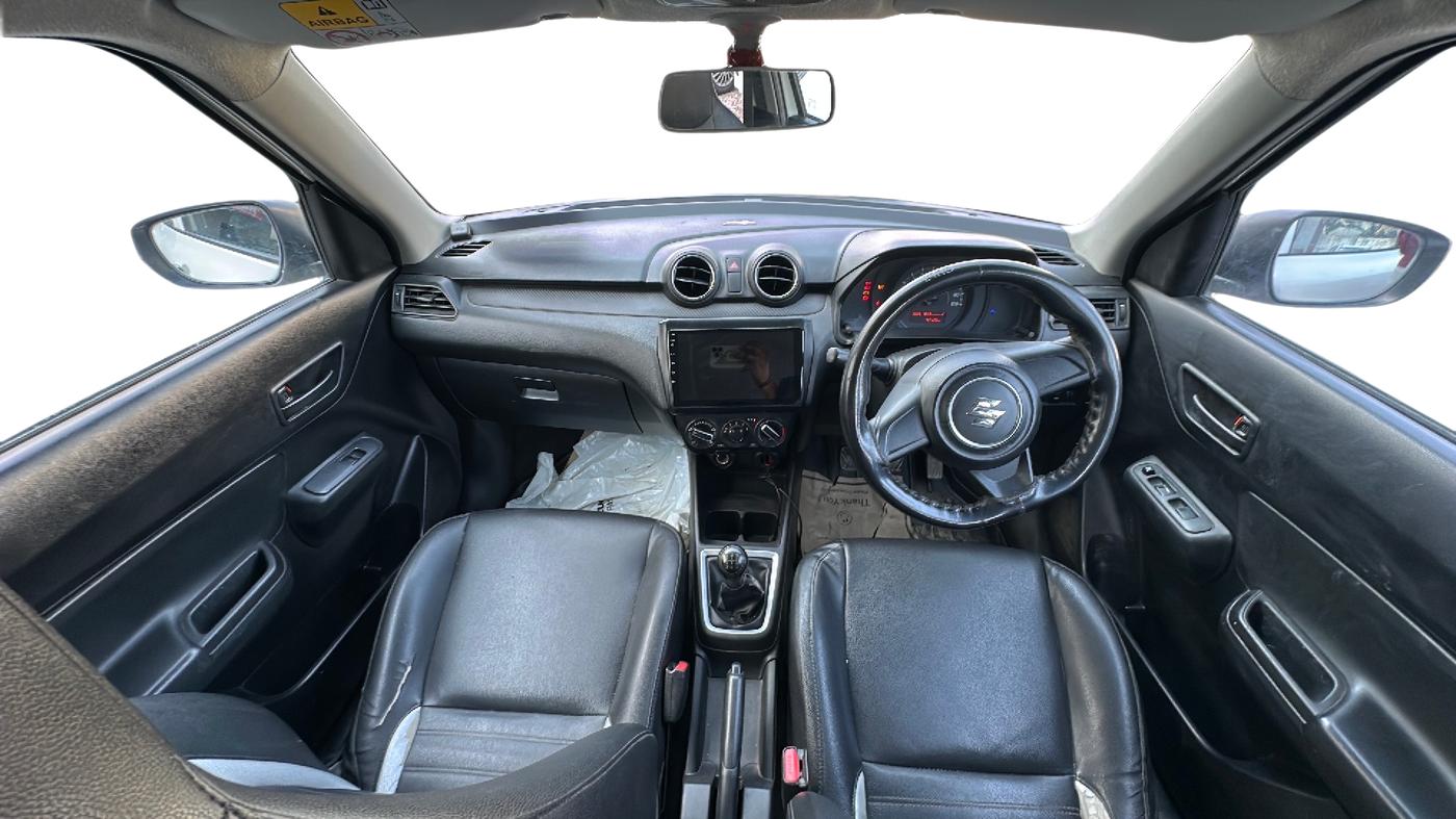 2018 Maruti Swift LXI, Petrol, Manual, 42,000 km, Dashboard