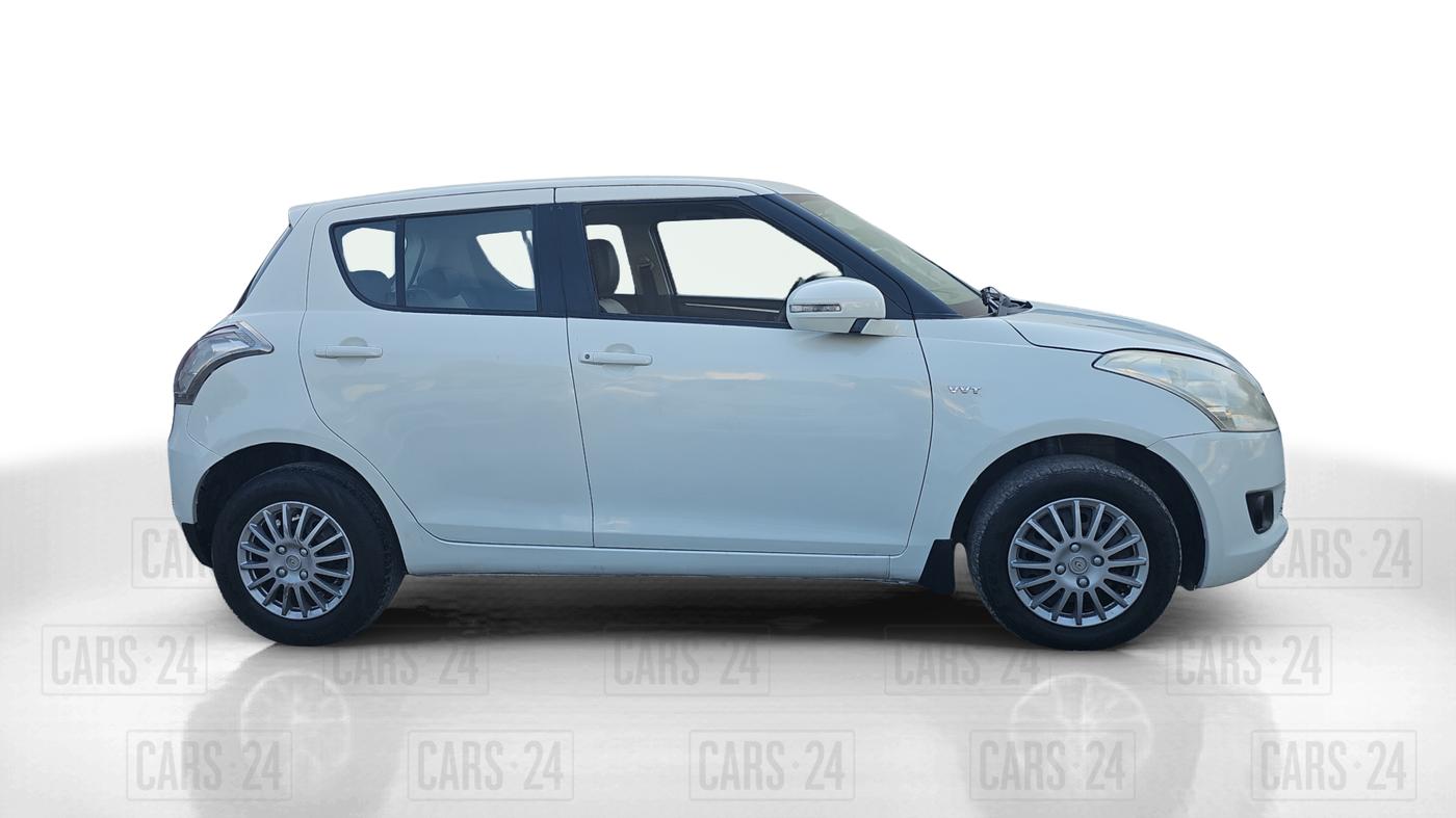 2014 Maruti Swift VXI, Petrol, Manual, 57,576 km, Right Side View