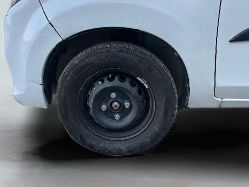 2018 Maruti Alto 800 VXI, Petrol, Manual, 51,000 km, Left Front Wheel