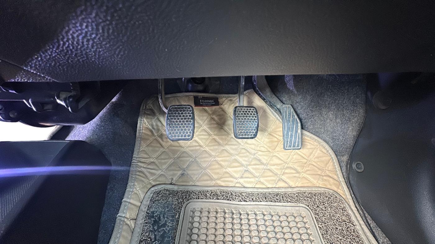2018 Maruti Alto 800 VXI, Petrol, Manual, 51,000 km, Pedals