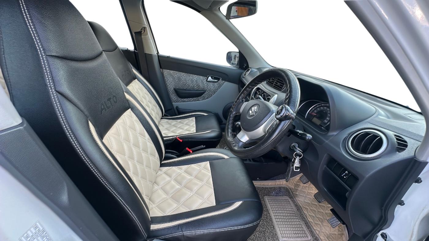 2018 Maruti Alto 800 VXI, Petrol, Manual, 51,000 km, Right Side Front Door Cabin