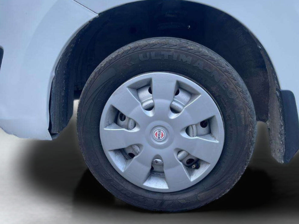 2015 Maruti Wagon R 1.0 LXI, Petrol, Manual, 62,000 km, Left Front Wheel