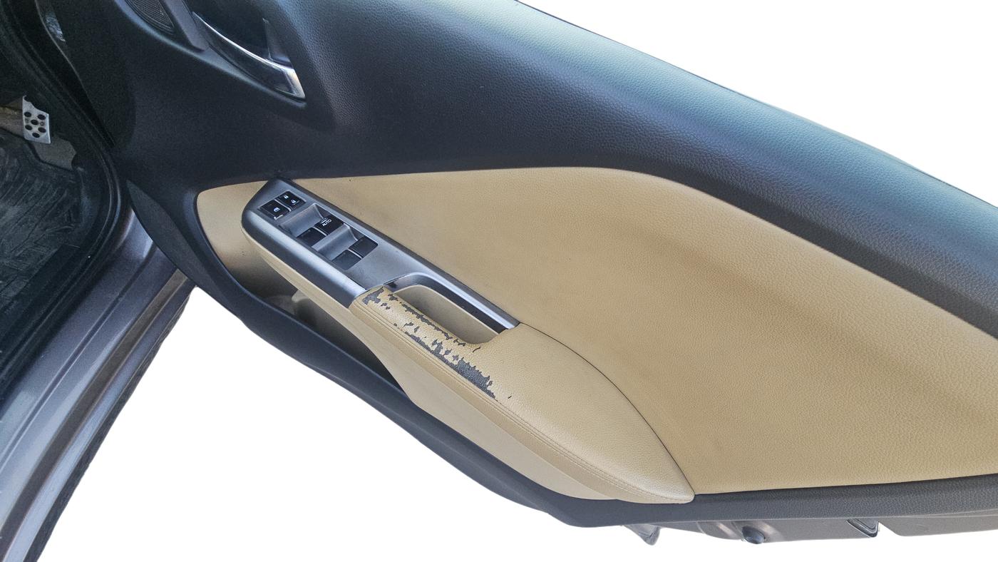 2014 Honda City 1.5L I-DTEC VX, Diesel, Manual, 60,000 km, Driver Side Door Panel Controls
