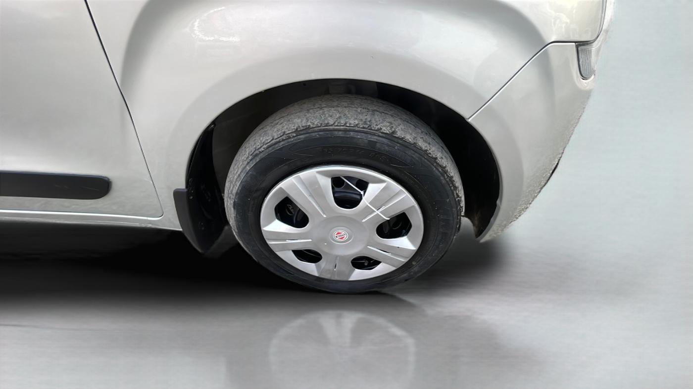 2020 Maruti New Wagon-R VXI 1.0, Petrol, Manual, 76,000 km, Right Front Wheel