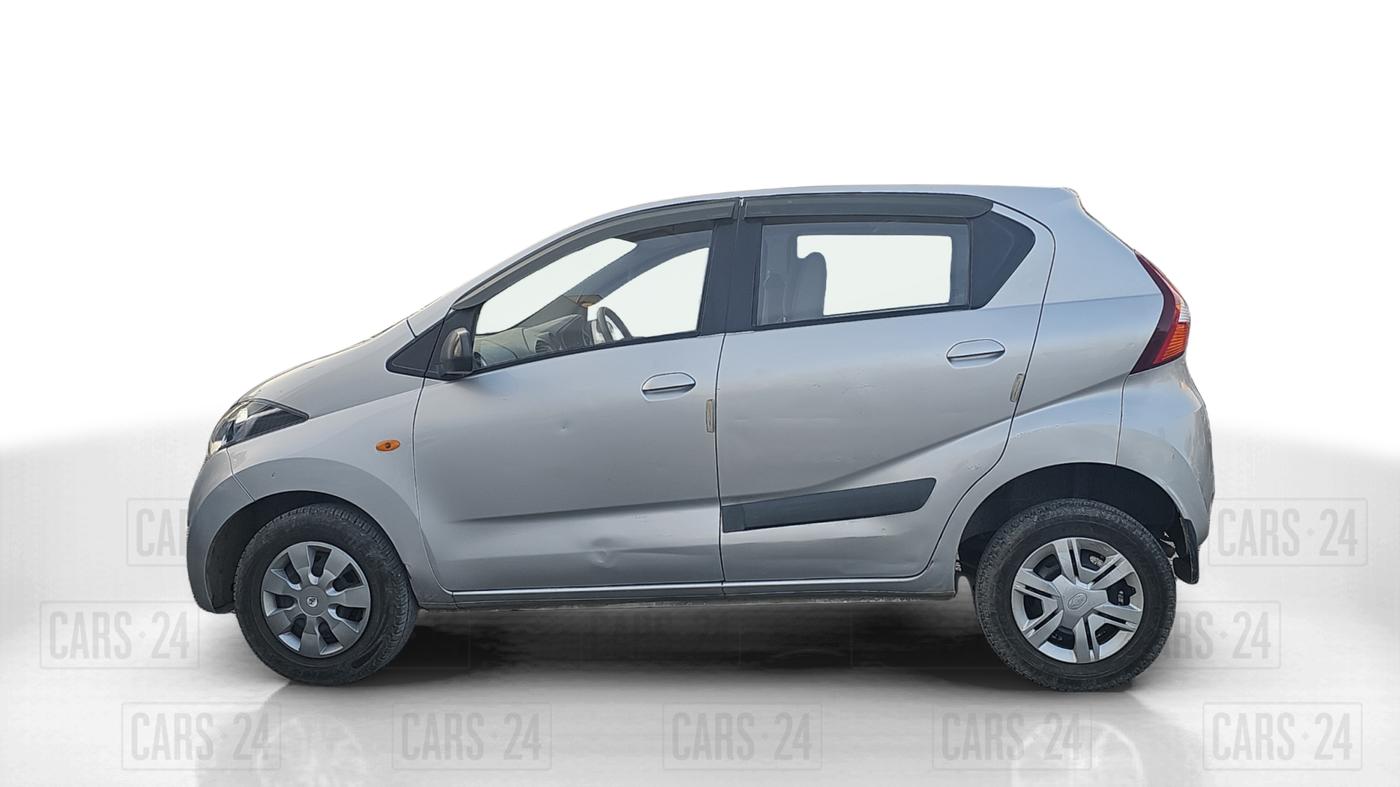 2017 Datsun Redi Go T (O), Petrol, Manual, 35,000 km, Left Side