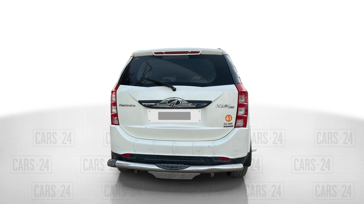 2016 Mahindra XUV500 W10 AT, Diesel, Automatic, 78,000 km, Back/Rear