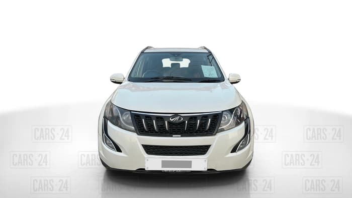 2016 Mahindra XUV500 W10 AT, Diesel, Automatic, 78,000 km, Front