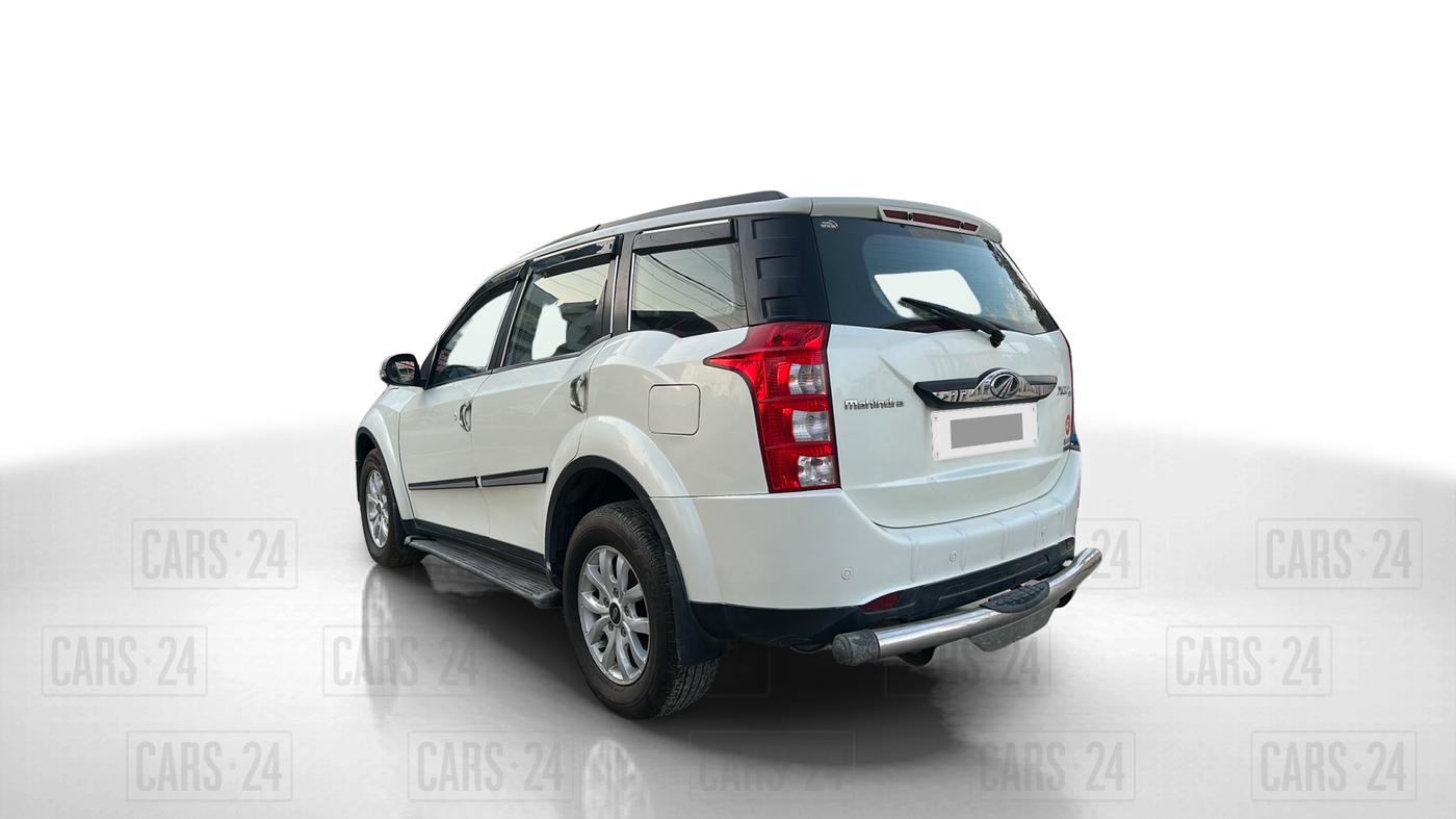 2016 Mahindra XUV500 W10 AT, Diesel, Automatic, 78,000 km, Left Back Diagonal