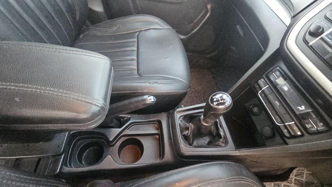 2018 Maruti Vitara Brezza ZDI, Diesel, Manual, 62,000 km, Gear Lever