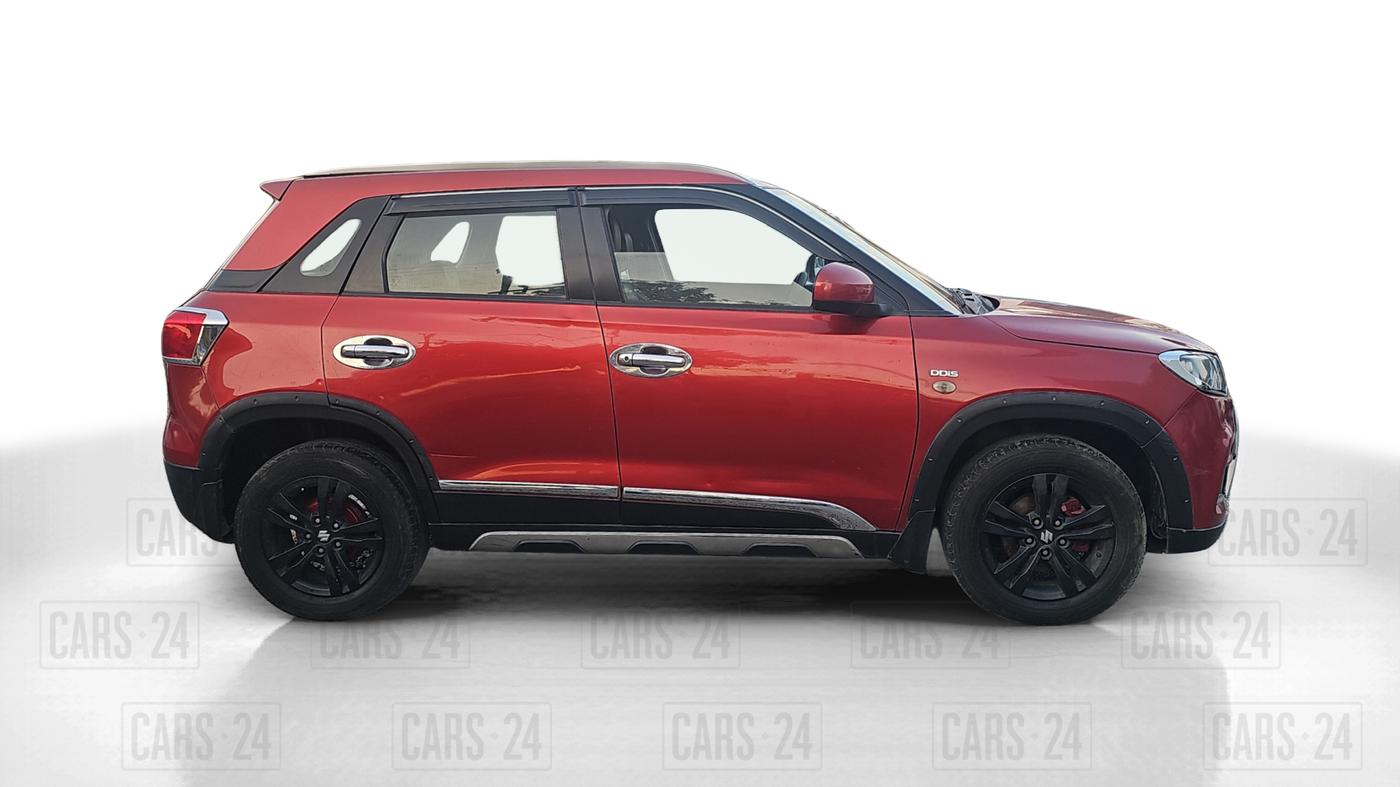 2018 Maruti Vitara Brezza ZDI, Diesel, Manual, 62,000 km, Right Side View