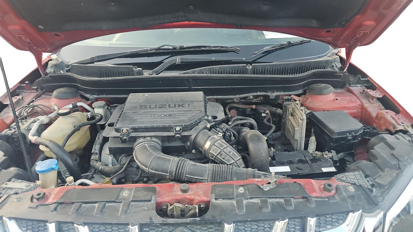 2018 Maruti Vitara Brezza ZDI, Diesel, Manual, 62,000 km, Open Bonnet