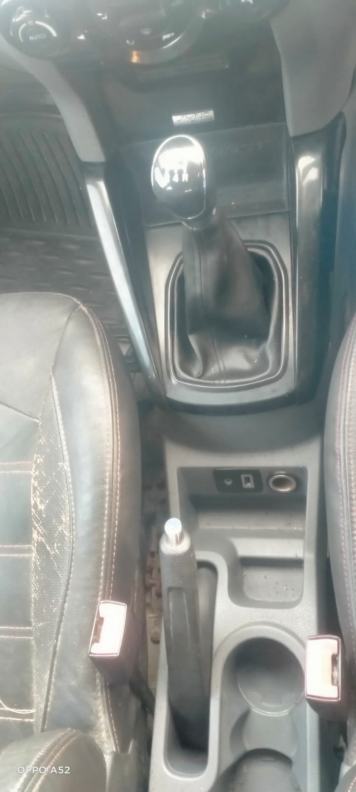 2014 Ford Ecosport TITANIUM 1.5L DIESEL, Diesel, Manual, 68,500 km, Gear Lever