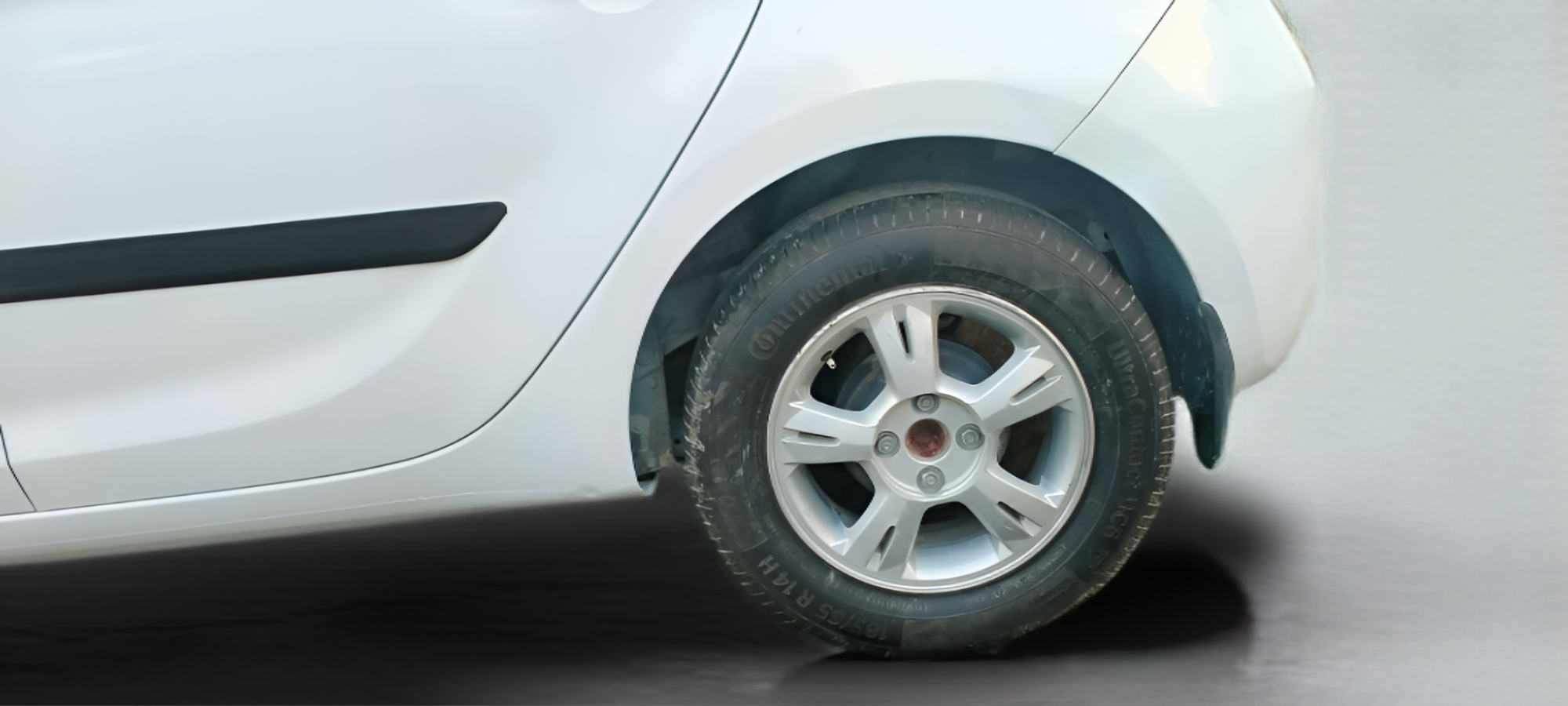 2011 Hyundai i20 SPORTZ 1.2, Petrol, Manual, 70,000 km, Left Rear Wheel