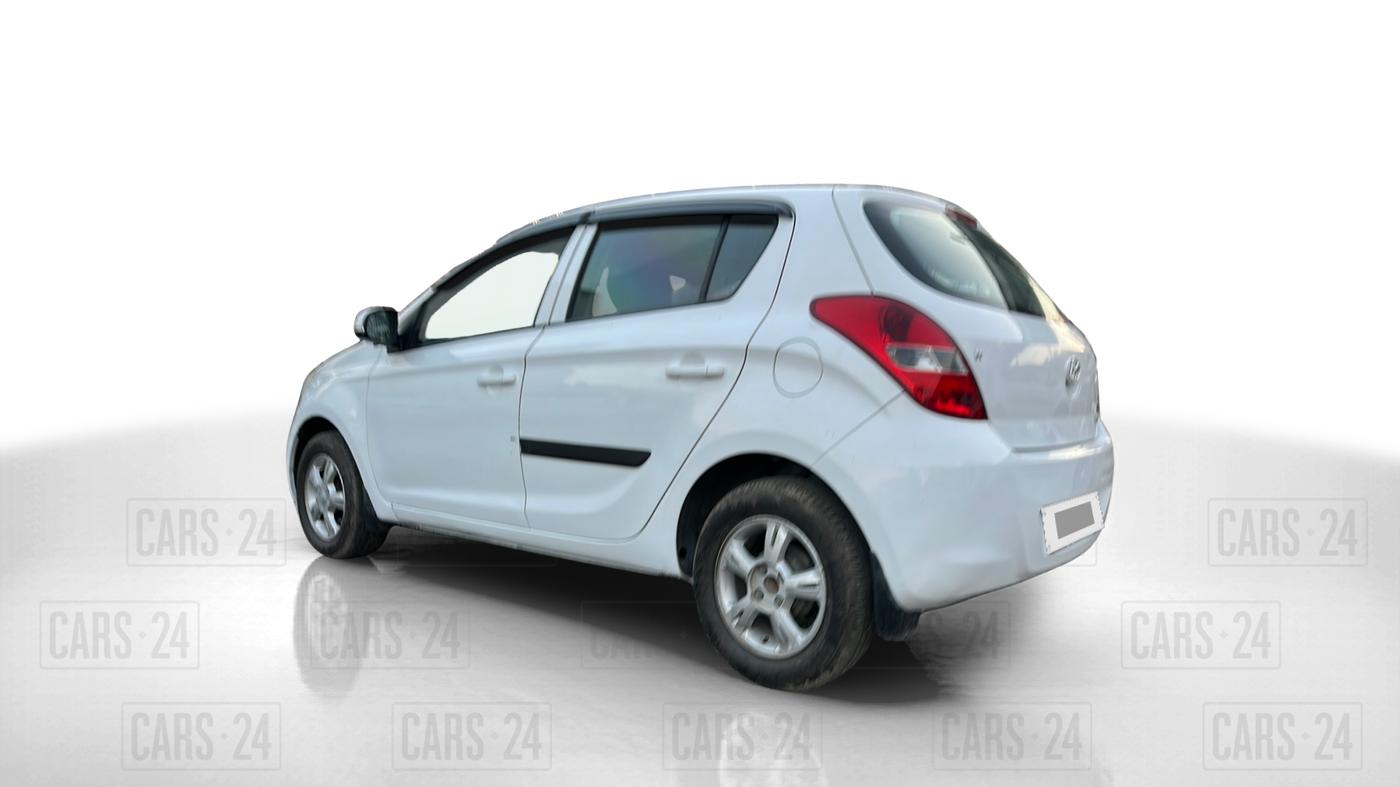 2011 Hyundai i20 SPORTZ 1.2, Petrol, Manual, 70,000 km, Left Back Diagonal