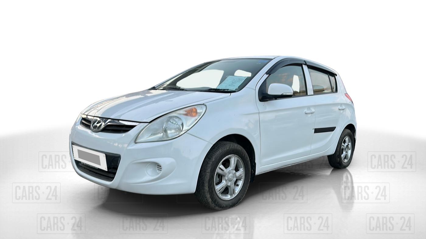 2011 Hyundai i20 SPORTZ 1.2, Petrol, Manual, 70,000 km, Left Front Diagonal