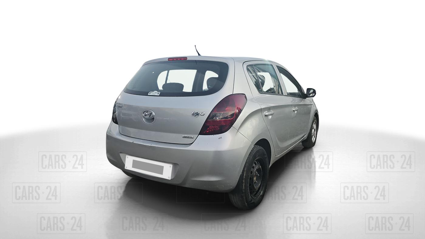 2011 Hyundai i20 SPORTZ (O) 1.2, Petrol, Manual, 64,500 km, Right Back Diagonal