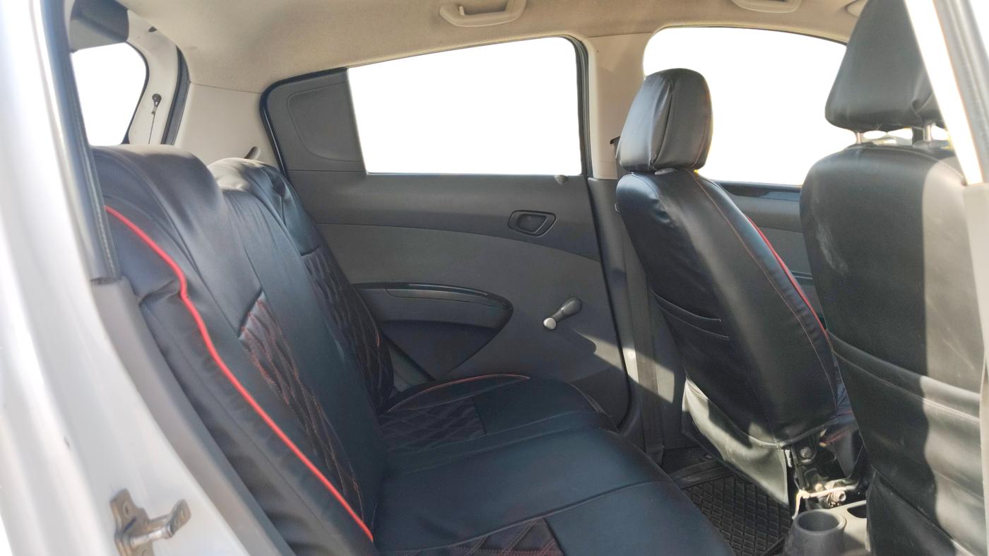 2015 Chevrolet Beat LS DIESEL, Diesel, Manual, 82,128 km, Right Side Rear Door Cabin