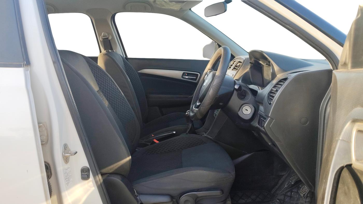 2019 Maruti Vitara Brezza ZDI, Diesel, Manual, 81,830 km, Right Side Front Door Cabin