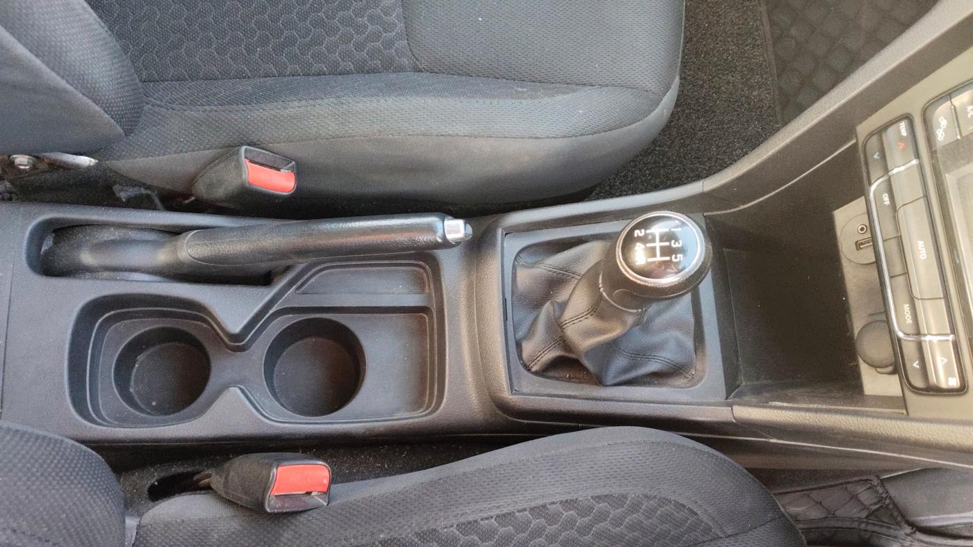 2019 Maruti Vitara Brezza ZDI, Diesel, Manual, 81,830 km, Gear Lever