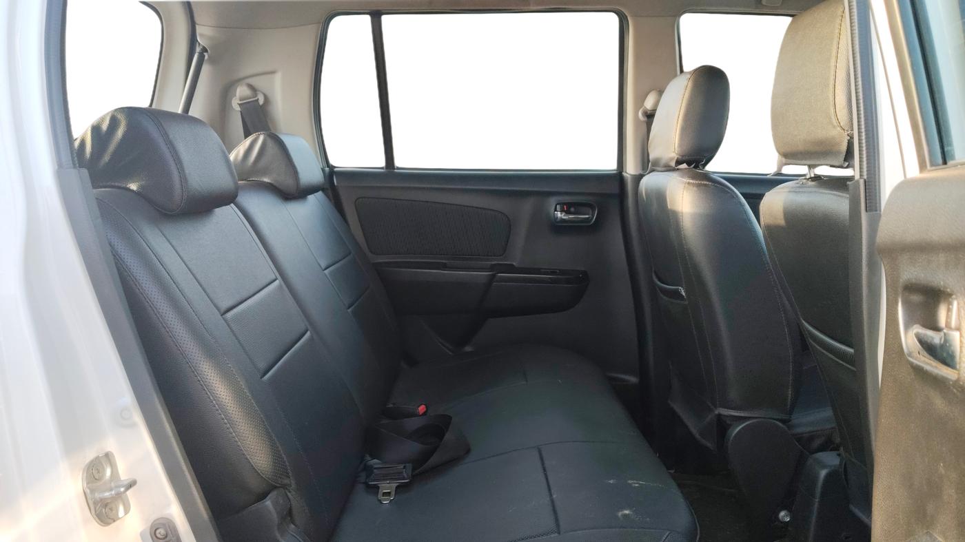 2013 Maruti Wagon R Stingray VXI, Petrol, Manual, 70,550 km, Right Side Rear Door Cabin