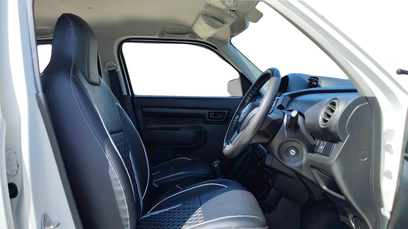 2022 Maruti S PRESSO VXI, Petrol, Manual, 42,780 km, Right Side Front Door Cabin
