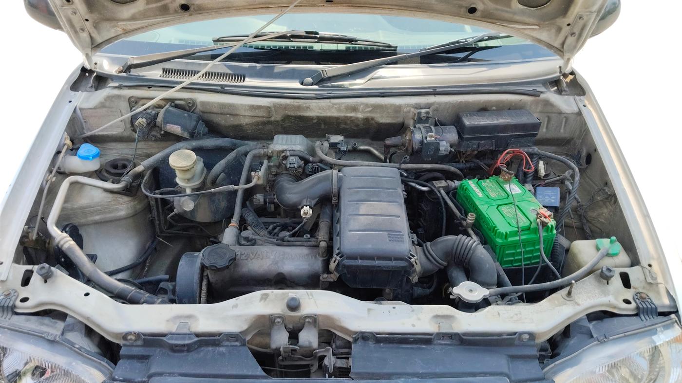 2005 Maruti Alto LX, Petrol, Manual, 1,01,664 km, Open Bonnet