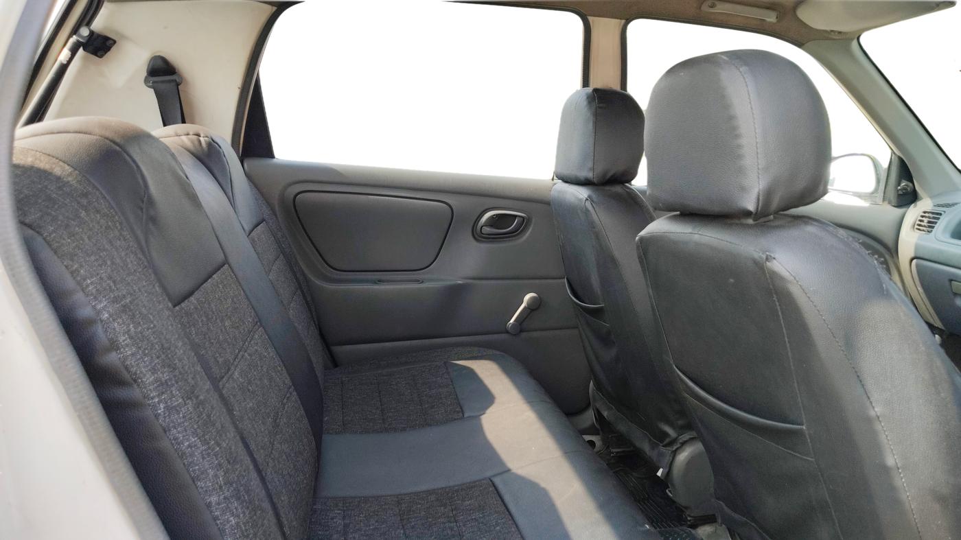 2005 Maruti Alto LX, Petrol, Manual, 1,01,664 km, Right Side Rear Door Cabin