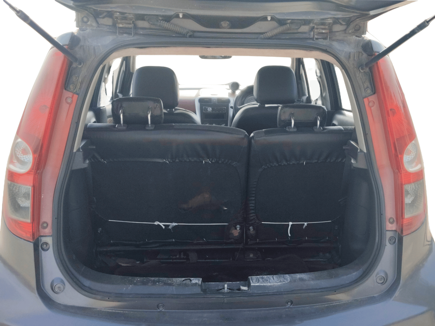 2013 Maruti Ritz VDI, Diesel, Manual, 1,18,004 km, Boot Inside