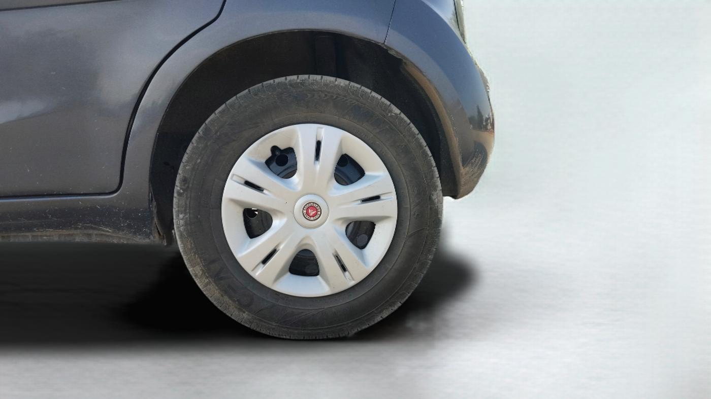 2013 Maruti Ritz VDI, Diesel, Manual, 1,18,004 km, Left Rear Wheel