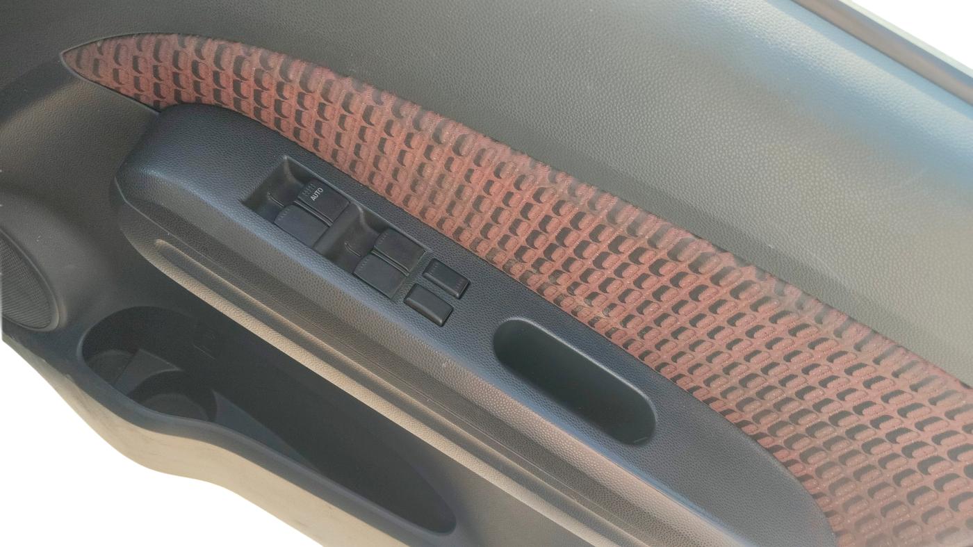 2013 Maruti Ritz VDI, Diesel, Manual, 1,18,004 km, Driver Side Door Panel Controls