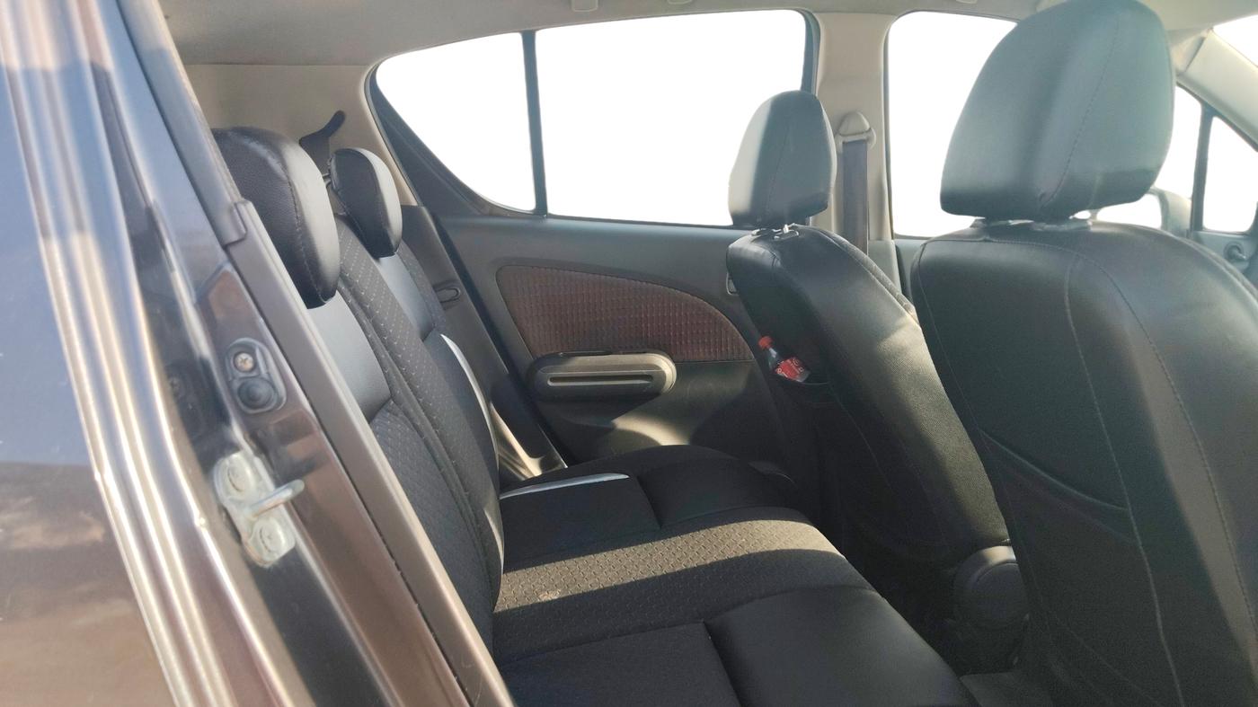 2013 Maruti Ritz VDI, Diesel, Manual, 1,18,004 km, Right Side Rear Door Cabin