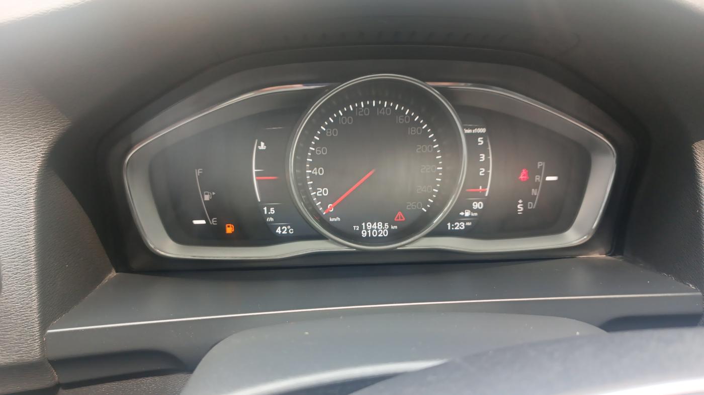 2017 Volvo S60 KINETIC D4, Diesel, Automatic, 91,020 km, Odometer Image