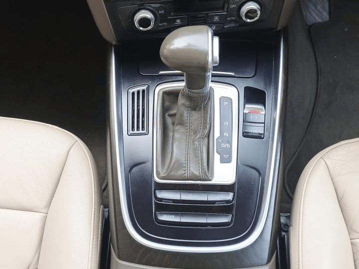 2016 Audi Q5 30 TDI PREMIUM PLUS, Diesel, Automatic, 76,079 km, Gear Lever