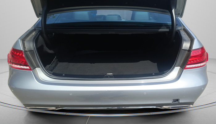 2015 Mercedes Benz E Class E 250 CDI AVANTGARDE, Diesel, Automatic, 58,500 km, Boot Inside