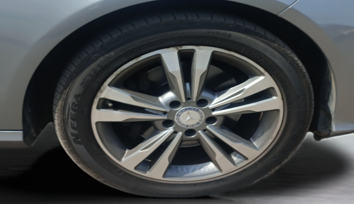 2015 Mercedes Benz E Class E 250 CDI AVANTGARDE, Diesel, Automatic, 58,500 km, Right Front Wheel