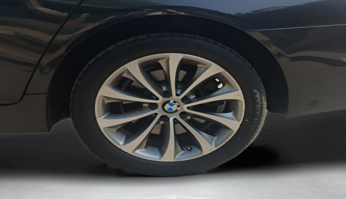 2016 BMW 5 Series 520D LUXURY LINE, Diesel, Automatic, 83,336 km, Left Rear Wheel