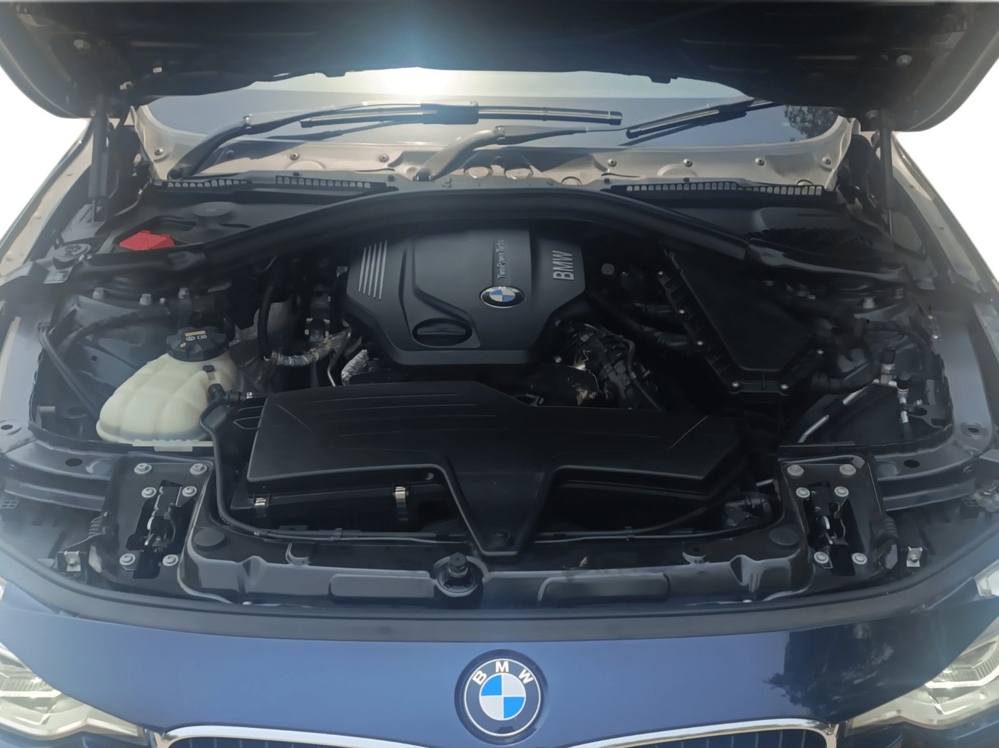 2016 BMW 3 Series 320d Sport Line, Diesel, Automatic, 62,192 km, Open Bonnet
