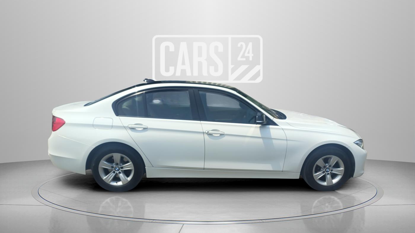 2015 BMW 3 Series 320D LUXURYLINE, Diesel, Automatic, 37,660 km, Right Side View