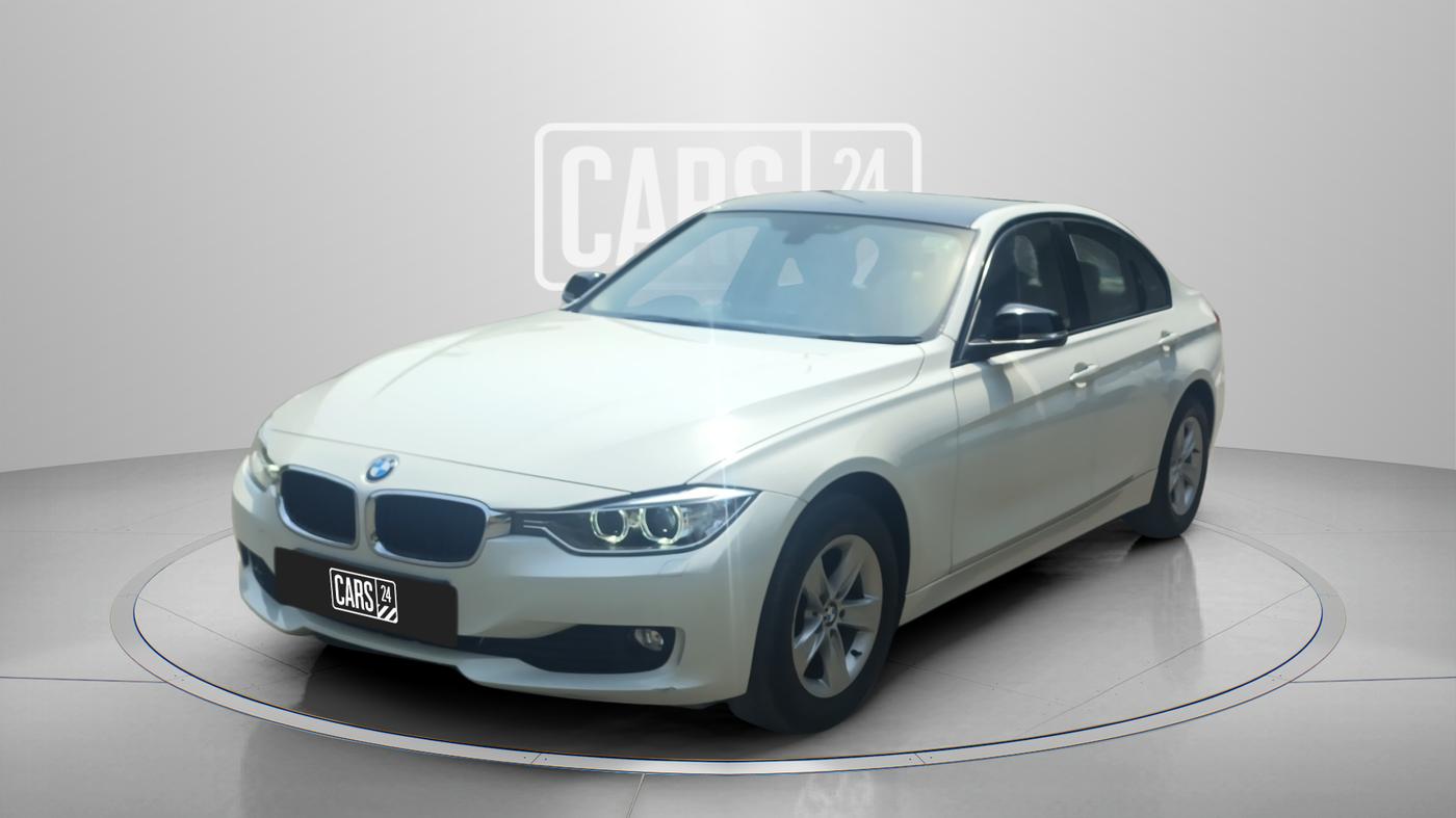 2015 BMW 3 Series 320D LUXURYLINE, Diesel, Automatic, 37,660 km, Left Front Diagonal