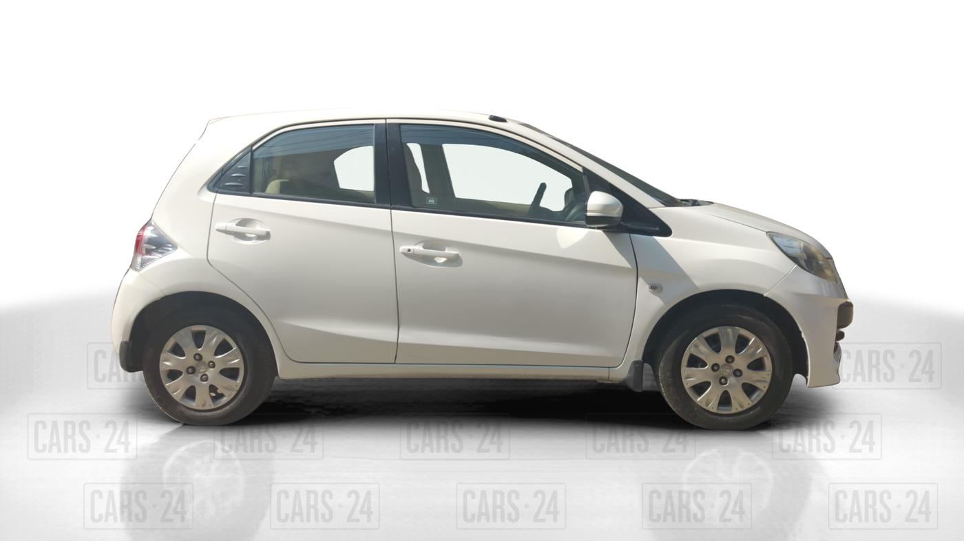 2015 Honda Brio S MT, Petrol, Manual, 24,229 km, Right Side View
