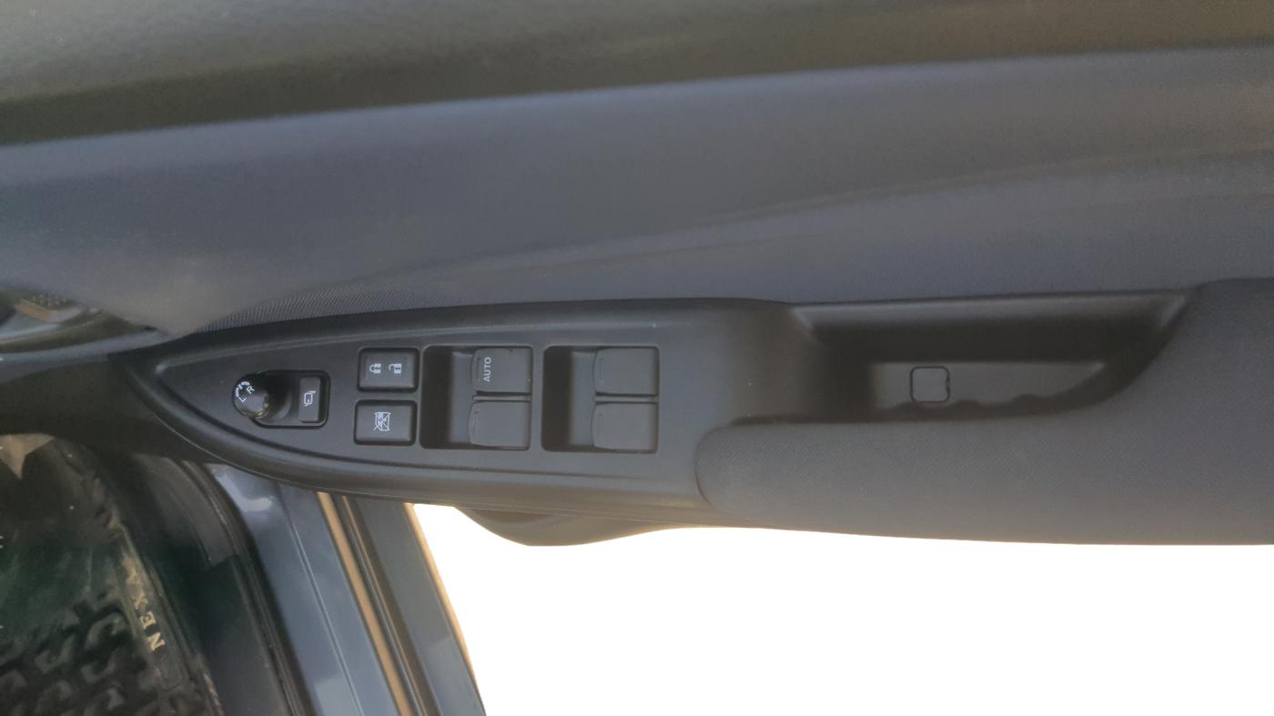 2024 Maruti Baleno DELTA PETROL 1.2, Petrol, Manual, 12,830 km, Driver Side Door Panel Controls