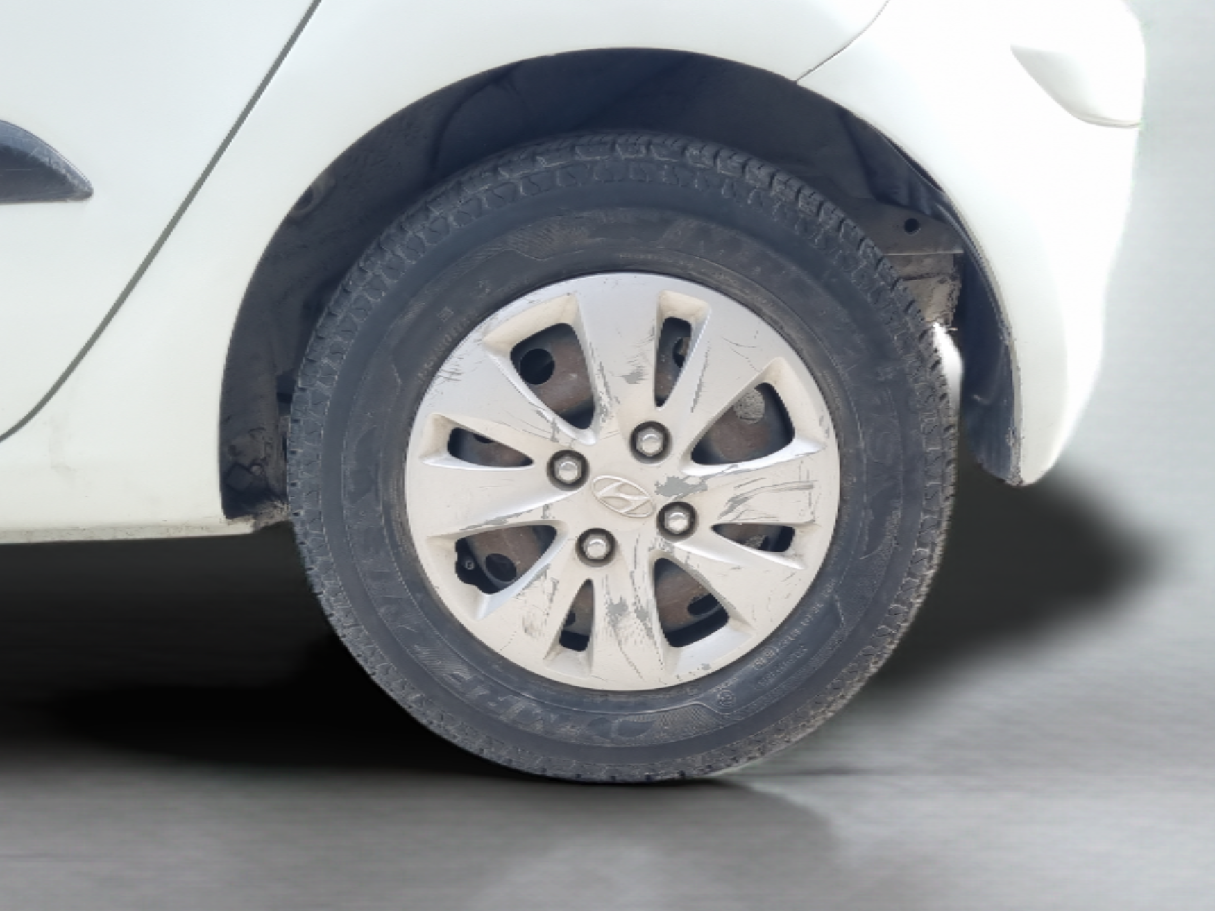 2012 Hyundai i10 MAGNA 1.2, Petrol, Manual, 71,418 km, Left Rear Wheel