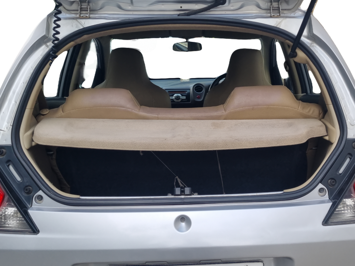 2013 Honda Brio V MT, Petrol, Manual, 79,237 km, Boot Inside