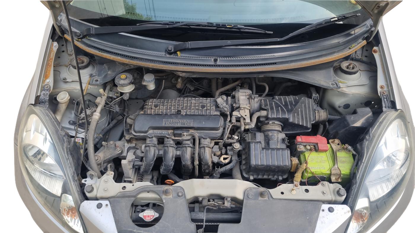2013 Honda Brio V MT, Petrol, Manual, 79,237 km, Open Bonnet