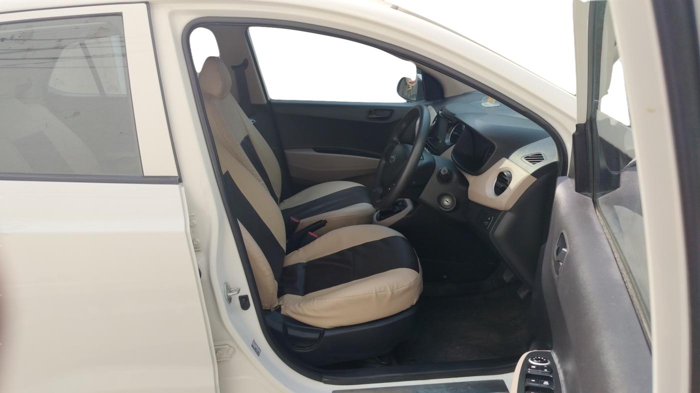 2016 Hyundai Grand i10 MAGNA 1.2 KAPPA VTVT, Petrol, Manual, 36,503 km, Right Side Front Door Cabin