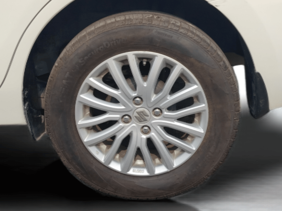 2017 Maruti Dzire ZXI, Petrol, Manual, 75,001 km, Left Rear Wheel