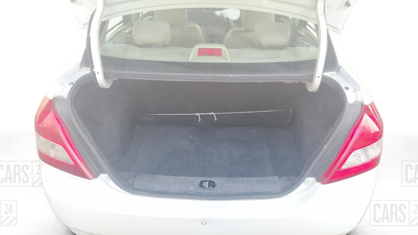 2014 Maruti Swift Dzire VDI, Diesel, Manual, 94,918 km, Boot Inside
